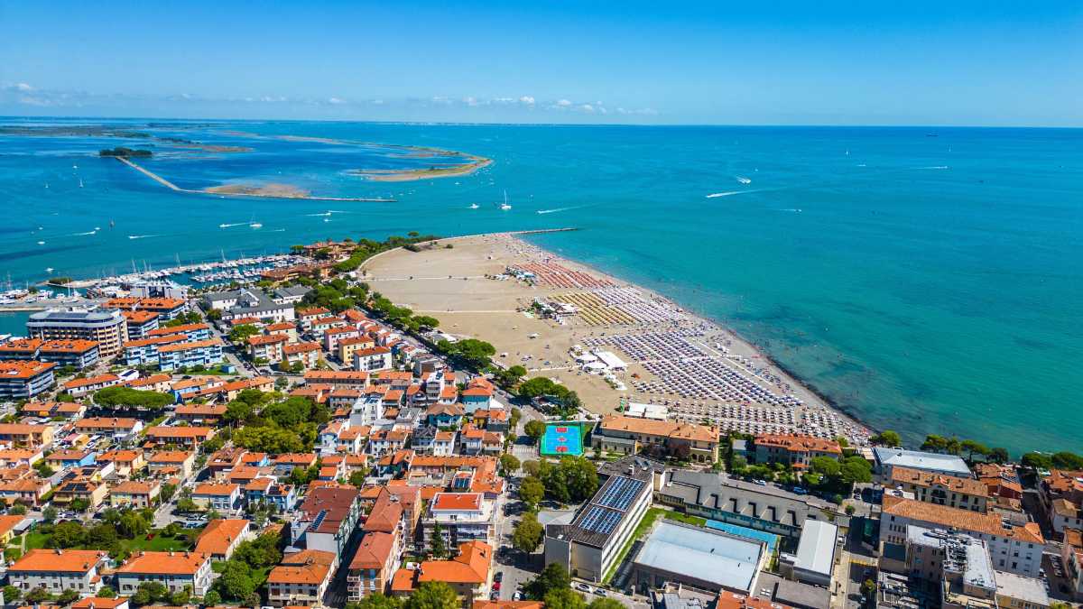 Le Spiagge Più Belle di Grado: Un Paradiso per Ogni Turista